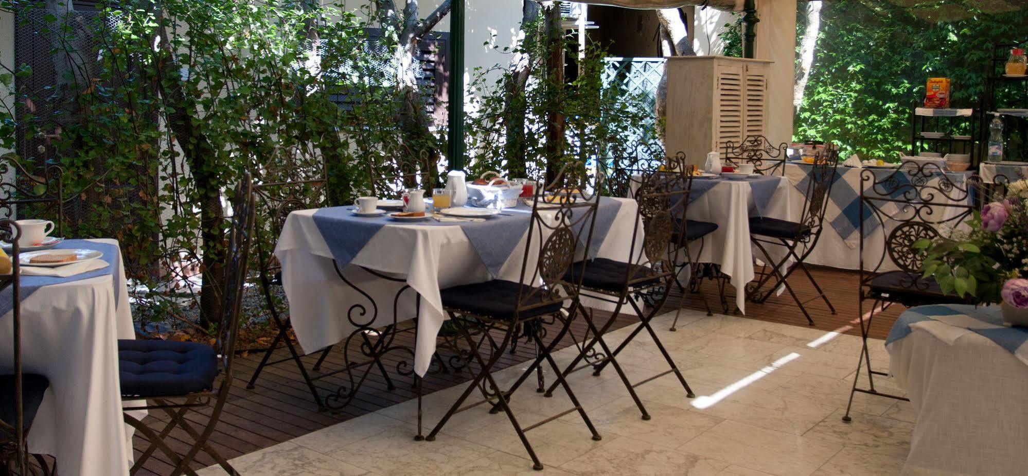 Hotel Navy Ливорно Экстерьер фото